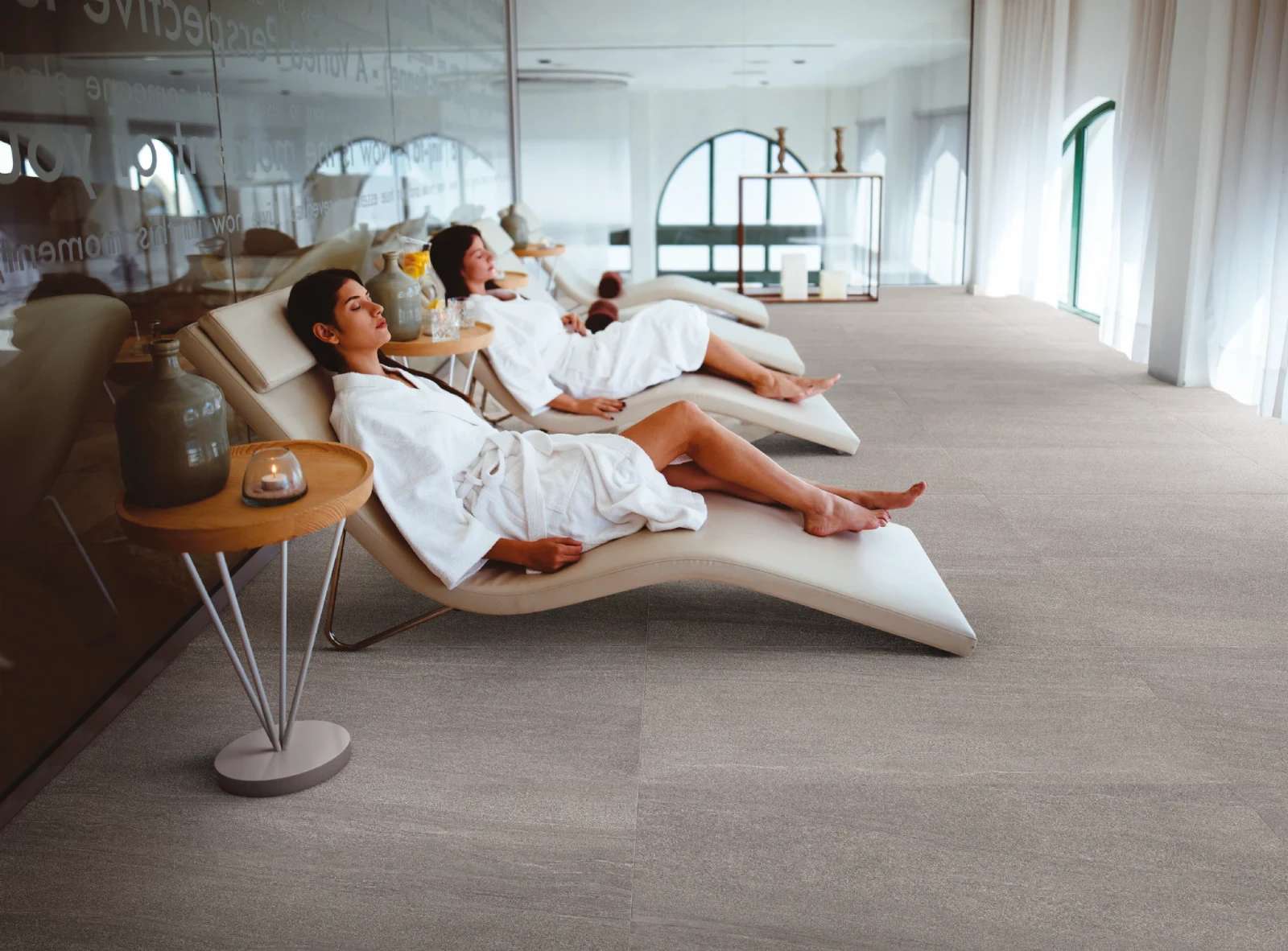 50 エレガンス Elegance Pro - Porcelain Tile | Facings of America